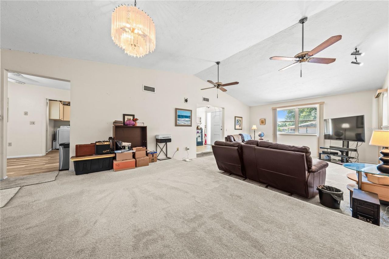 4424 Meadow Creek Circle , Sarasota, FL 34233 Photo
