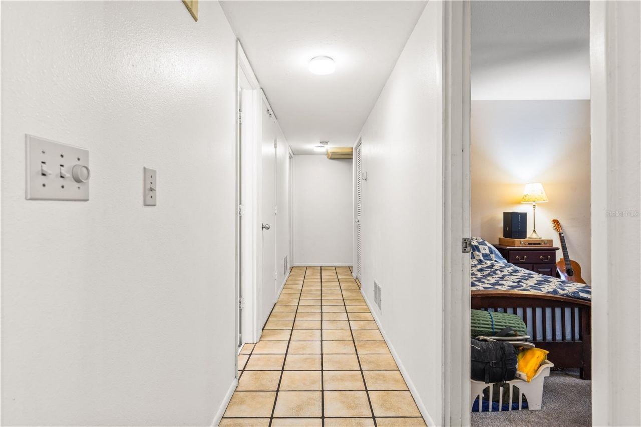 4424 Meadow Creek Circle , Sarasota, FL 34233 Photo
