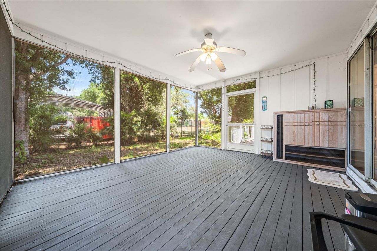 4424 Meadow Creek Circle , Sarasota, FL 34233 Photo