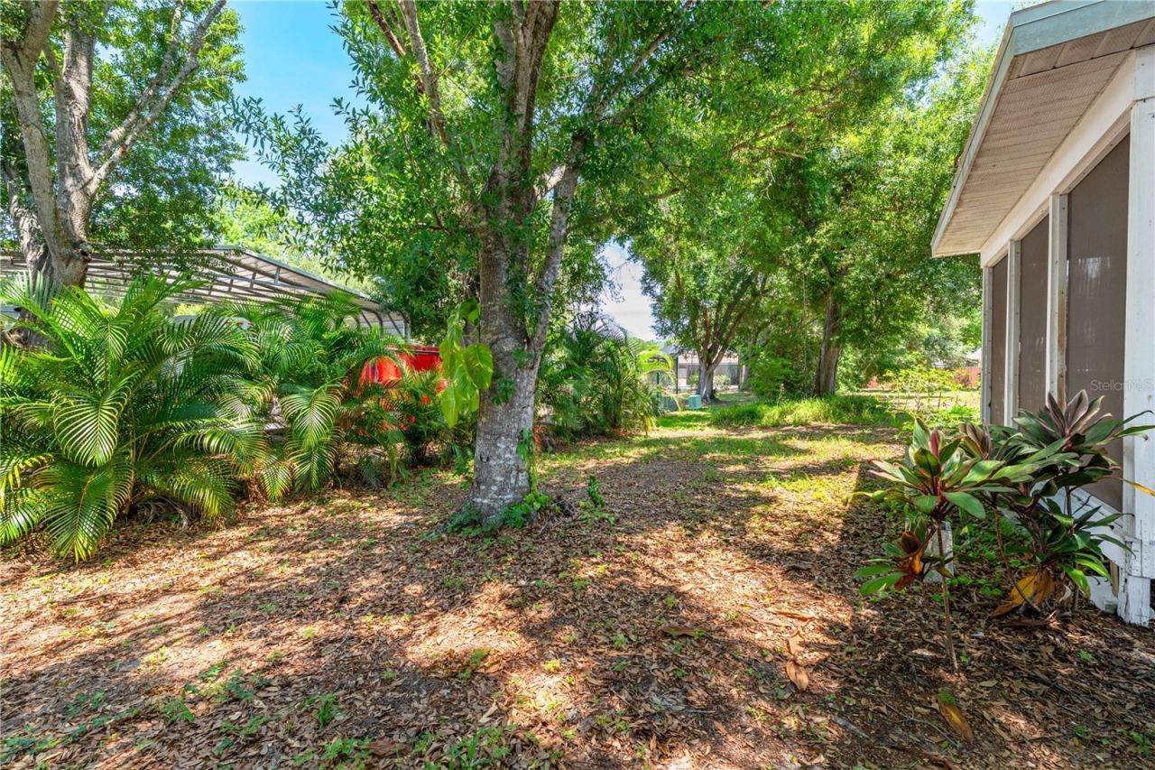 4424 Meadow Creek Circle , Sarasota, FL 34233 Photo