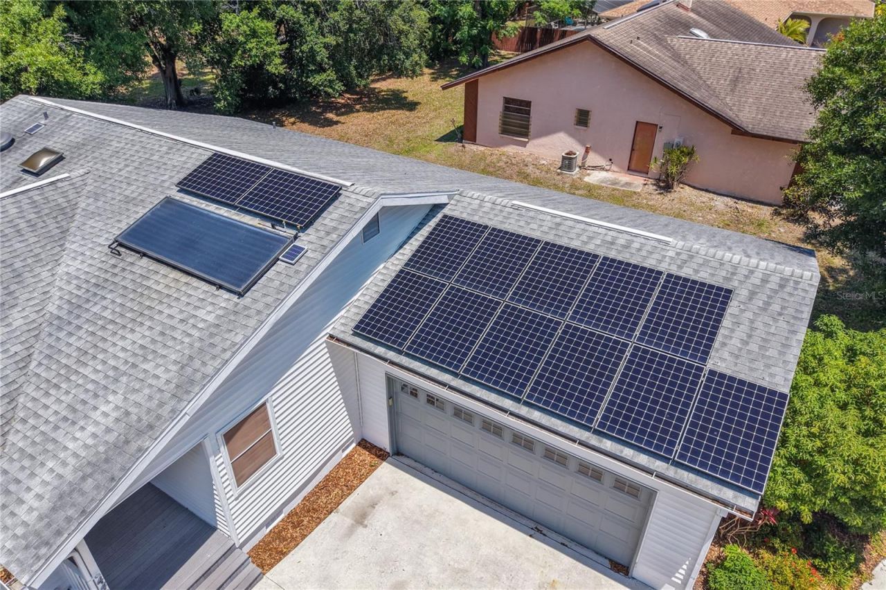 4424 Meadow Creek Circle , Sarasota, FL 34233 Photo