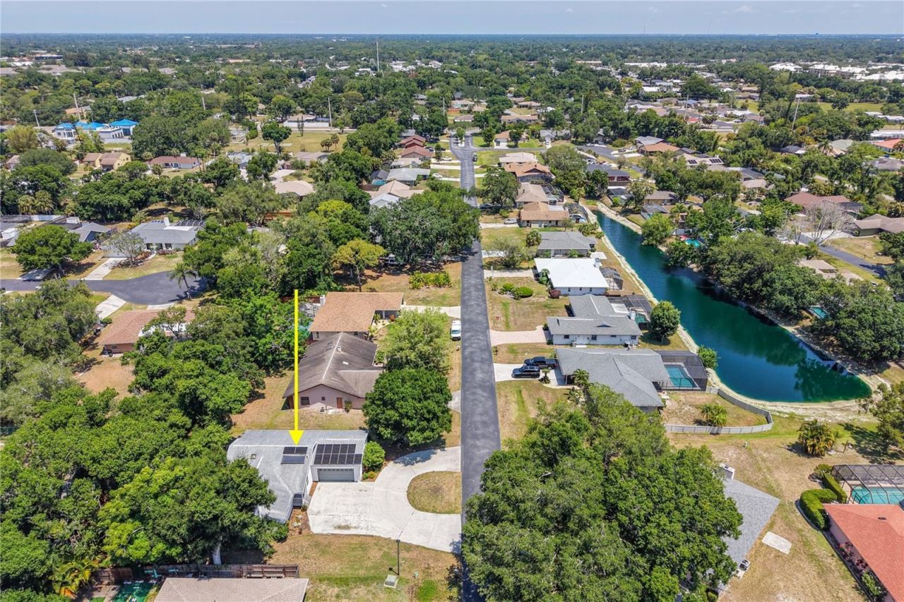 4424 Meadow Creek Circle , Sarasota, FL 34233 Photo