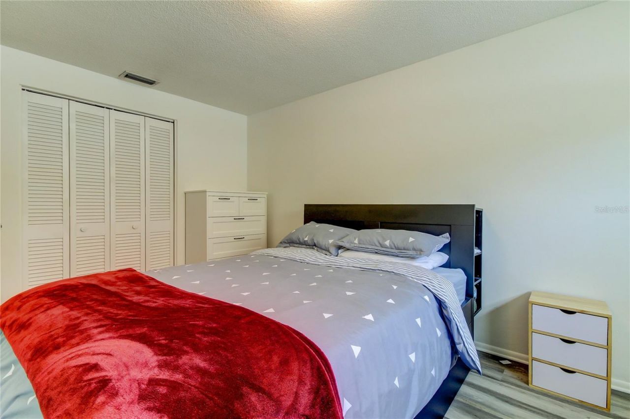 1846 Elmhurst Drive, Clearwater, FL 33765 Photo
