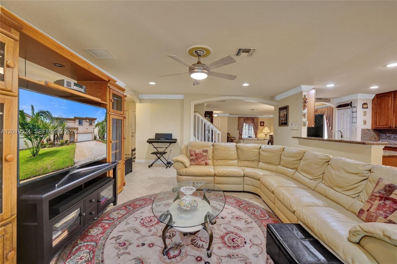 12818 SW 47th St , Miramar, FL 33027 Photo