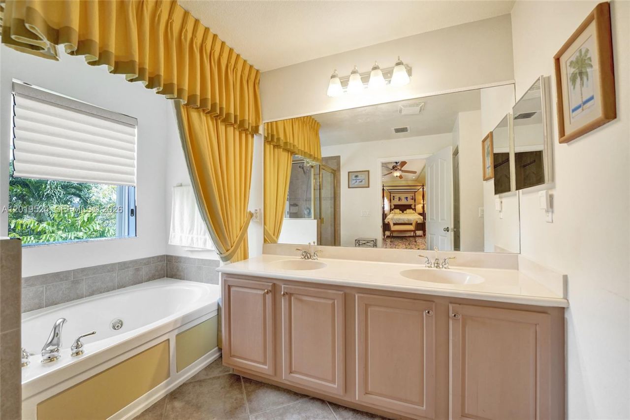 12818 SW 47th St , Miramar, FL 33027 Photo