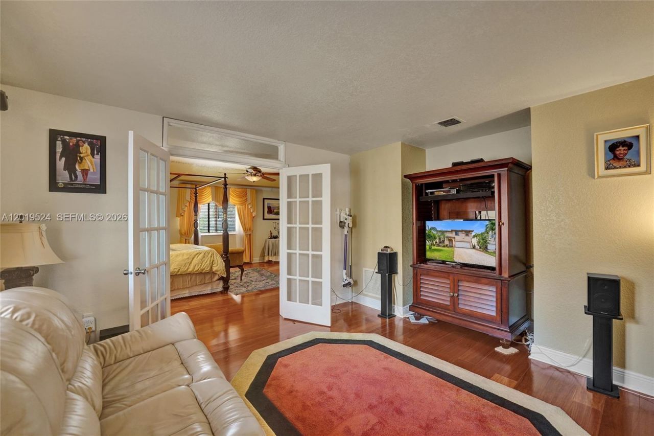 12818 SW 47th St , Miramar, FL 33027 Photo