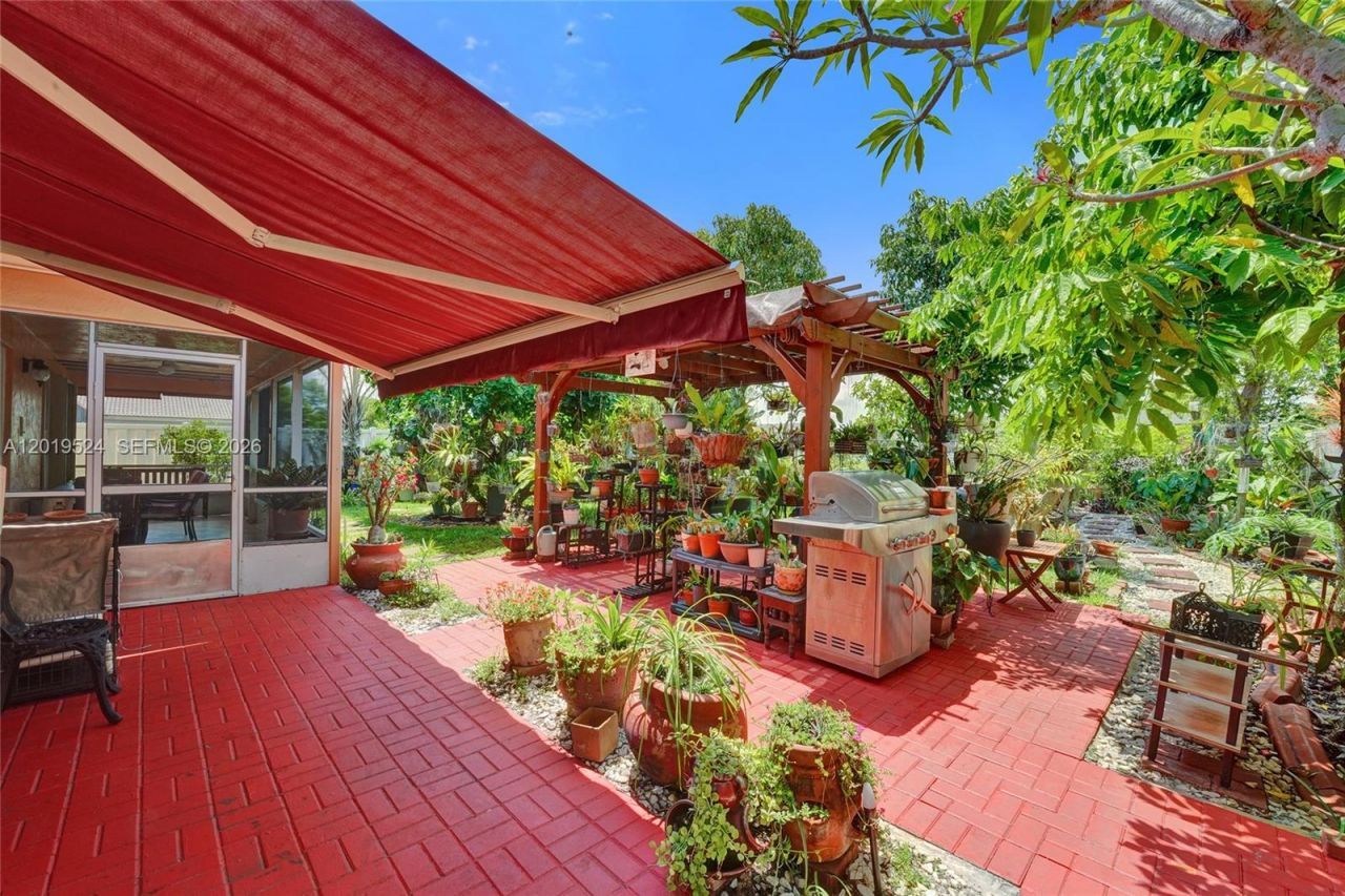 12818 SW 47th St , Miramar, FL 33027 Photo