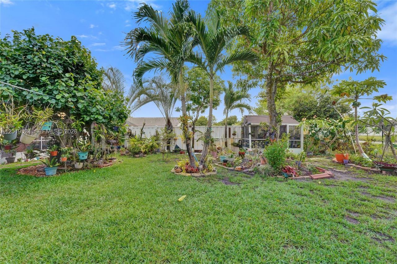 12818 SW 47th St , Miramar, FL 33027 Photo