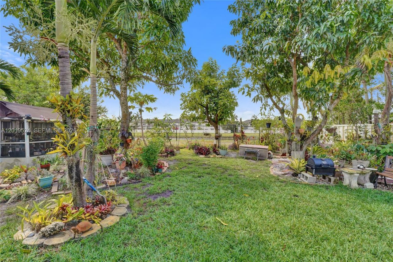 12818 SW 47th St , Miramar, FL 33027 Photo