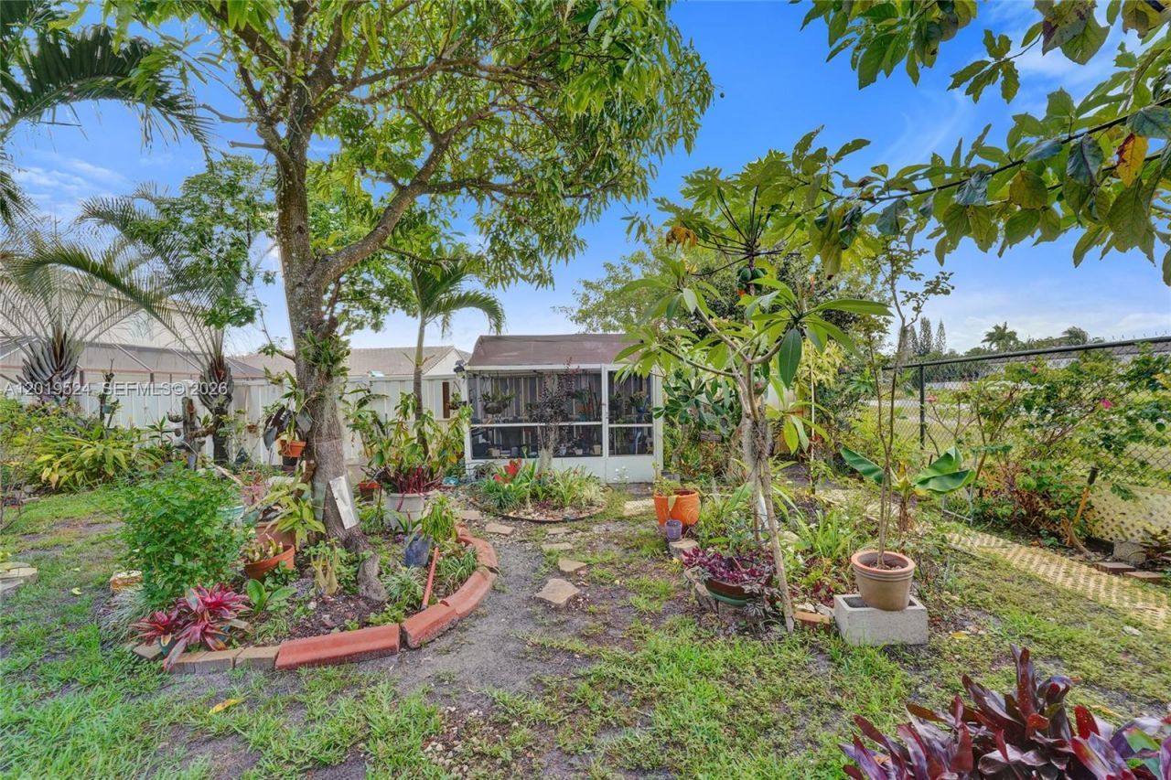 12818 SW 47th St , Miramar, FL 33027 Photo