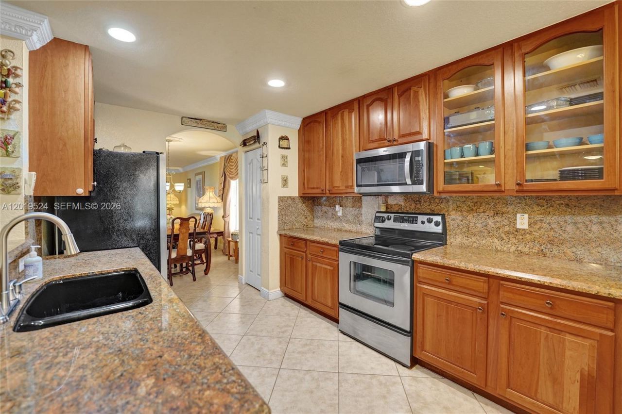 12818 SW 47th St , Miramar, FL 33027 Photo