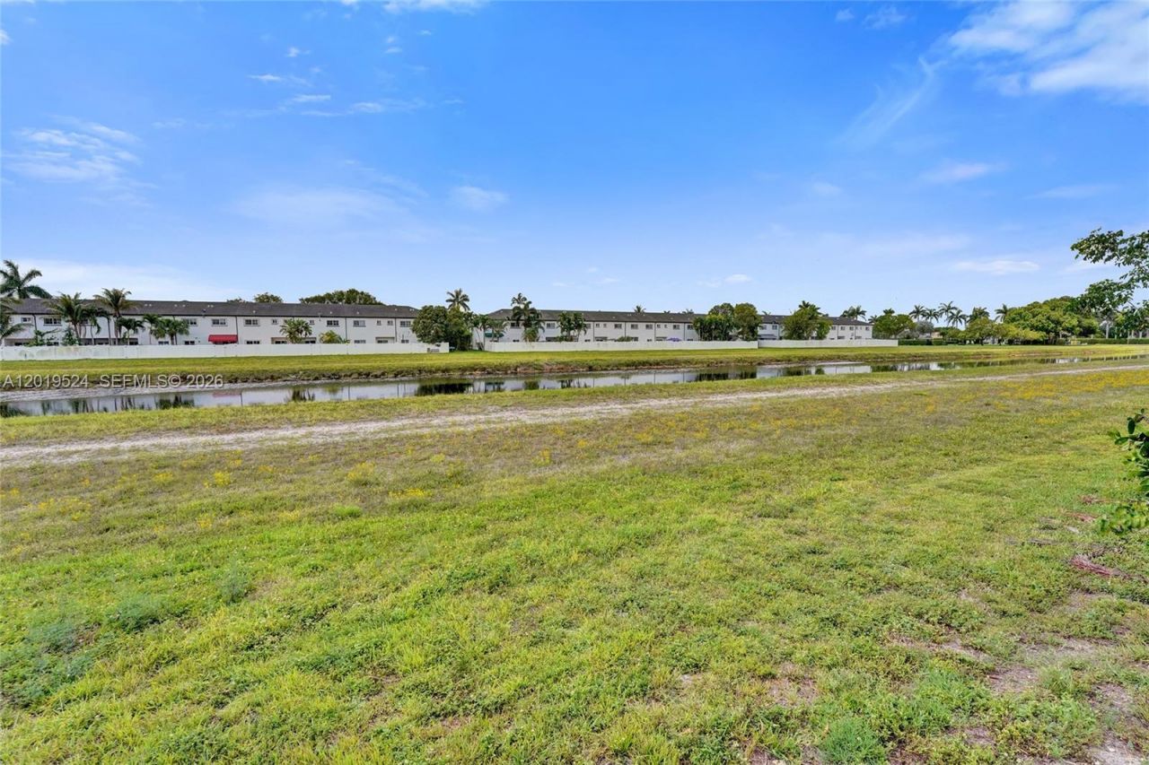 12818 SW 47th St , Miramar, FL 33027 Photo