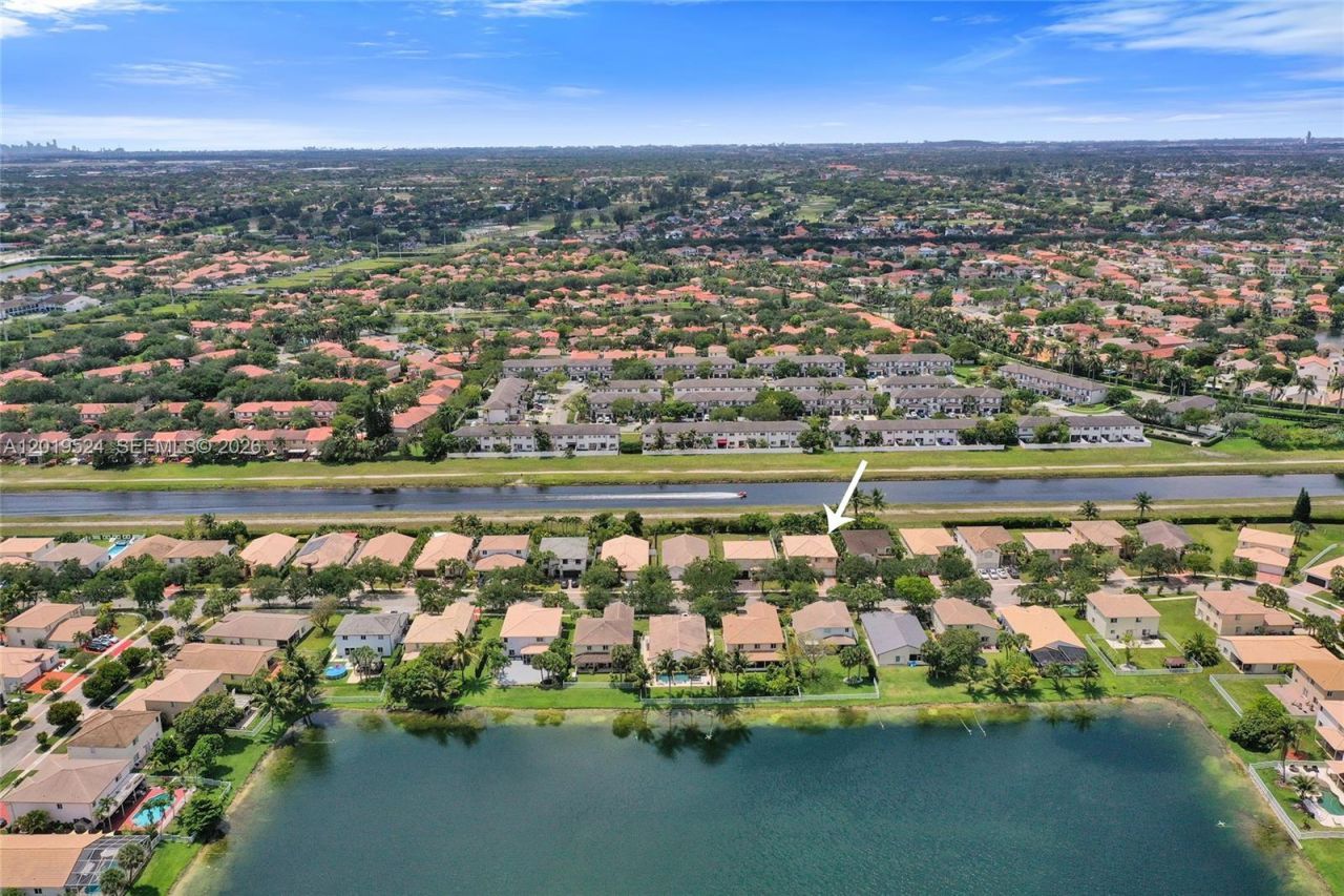 12818 SW 47th St , Miramar, FL 33027 Photo