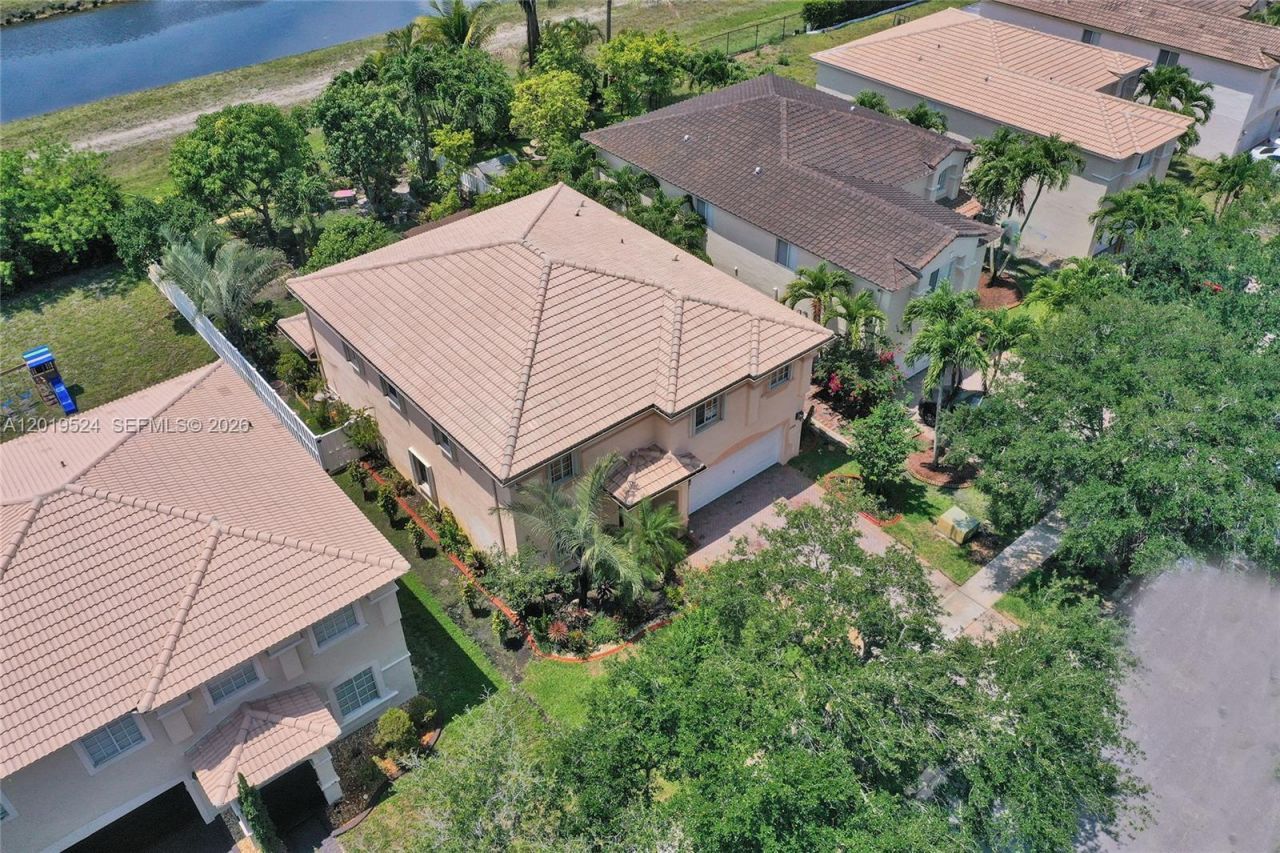 12818 SW 47th St , Miramar, FL 33027 Photo