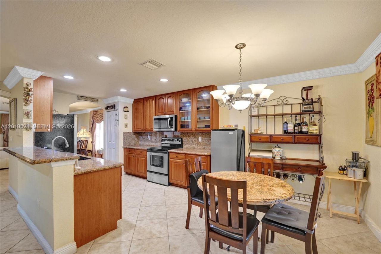 12818 SW 47th St , Miramar, FL 33027 Photo