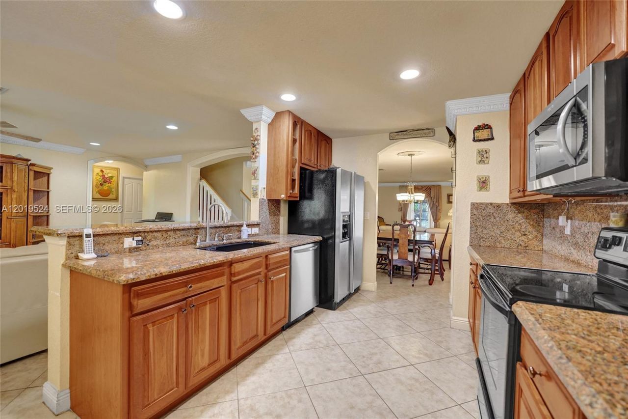 12818 SW 47th St , Miramar, FL 33027 Photo