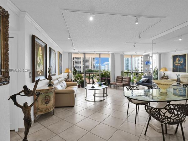 19667 Turnberry Way, Unit 6C, Aventura, FL 33180