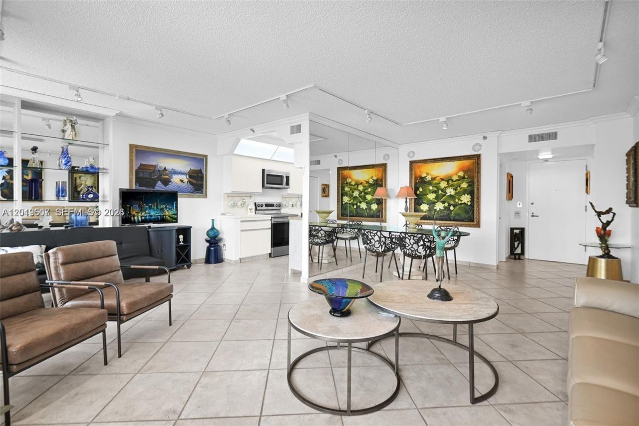19667 Turnberry Way , Unit 6C, Aventura, FL 33180 Photo