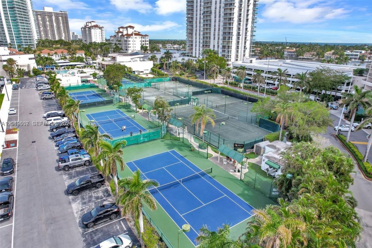 19667 Turnberry Way , Unit 6C, Aventura, FL 33180 Photo