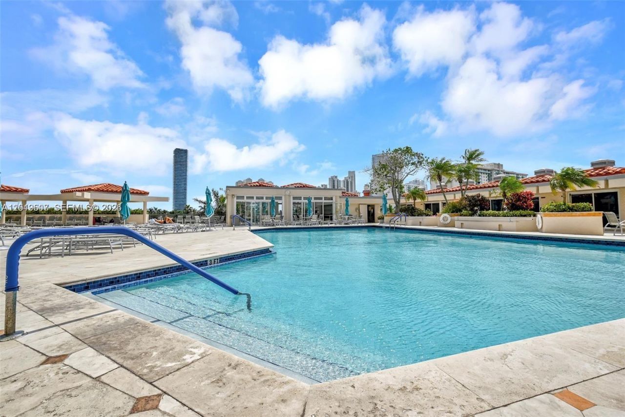 19667 Turnberry Way , Unit 6C, Aventura, FL 33180 Photo