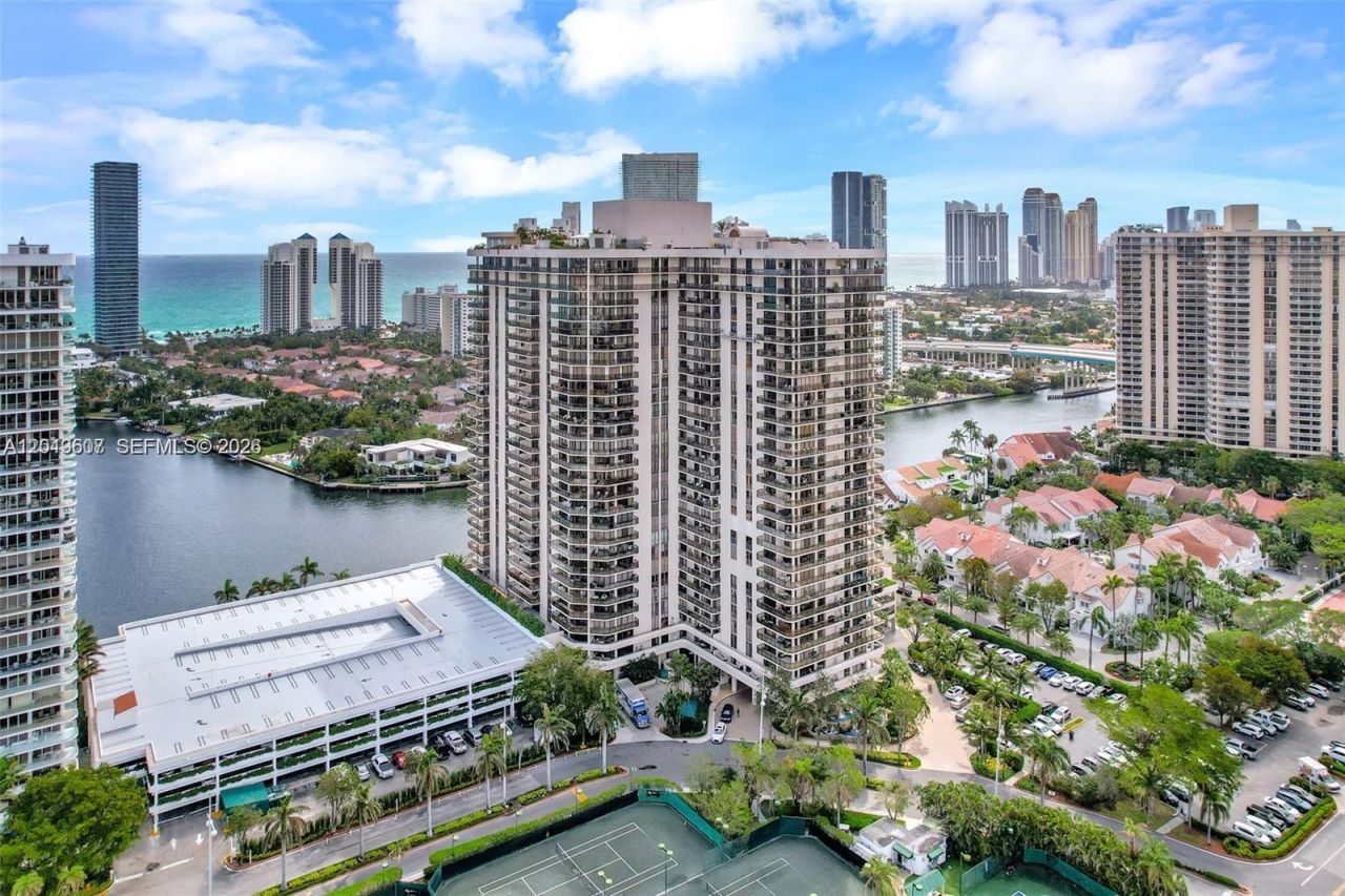 19667 Turnberry Way , Unit 6C, Aventura, FL 33180 Photo