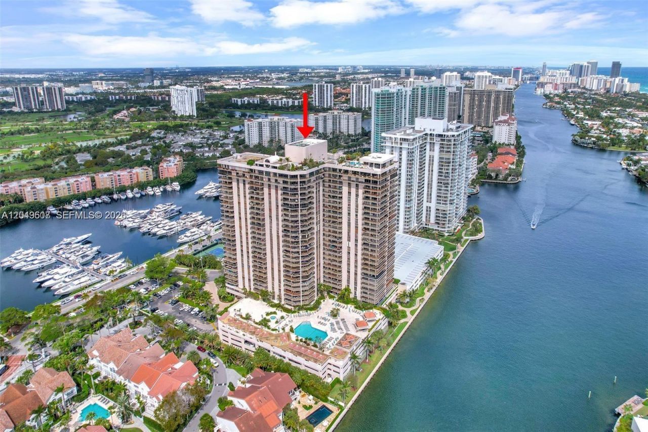 19667 Turnberry Way , Unit 6C, Aventura, FL 33180 Photo