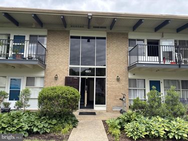 4901 AMERICANA DRIVE , Unit 202, ANNANDALE, VA 22003