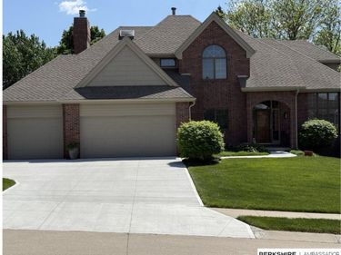 15917 Lamp Circle , Omaha, NE 68118