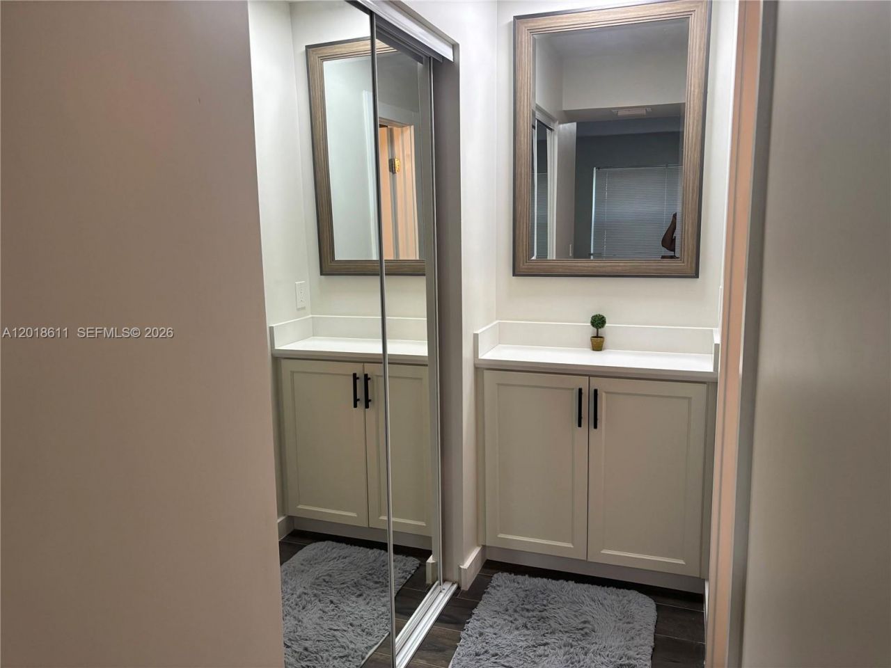 300 Berkley Rd, Unit 212, Hollywood, FL 33024 Photo