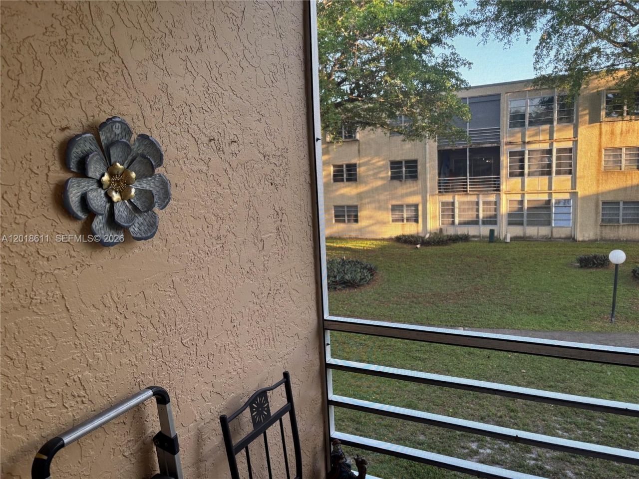 300 Berkley Rd, Unit 212, Hollywood, FL 33024 Photo