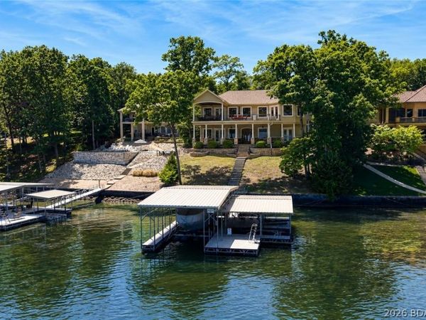 1135 Via Appia Drive, Porto Cima, MO 65079