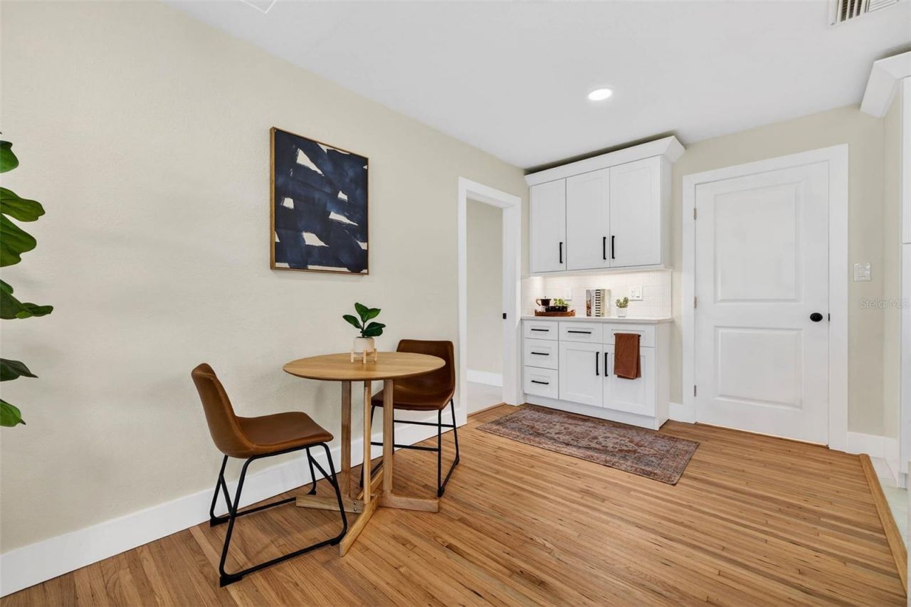 3008 Jackson Street N, Saint Petersburg, FL 33704 Photo