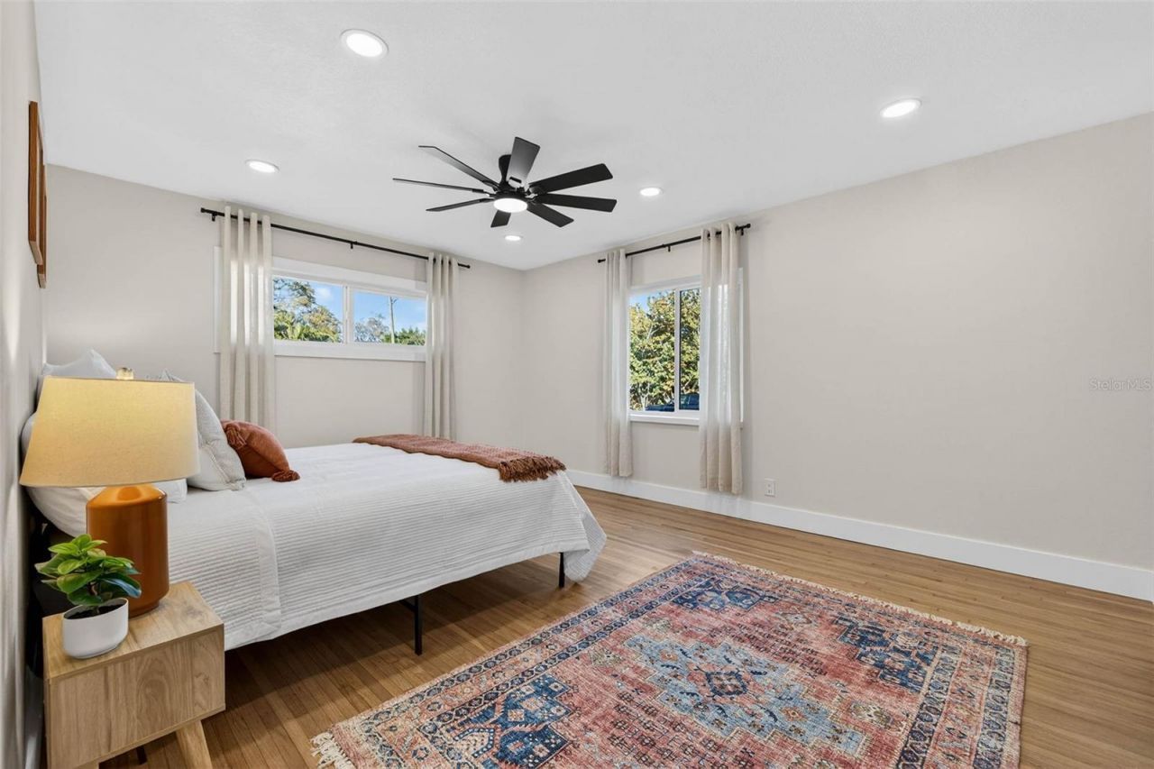 3008 Jackson Street N, Saint Petersburg, FL 33704 Photo