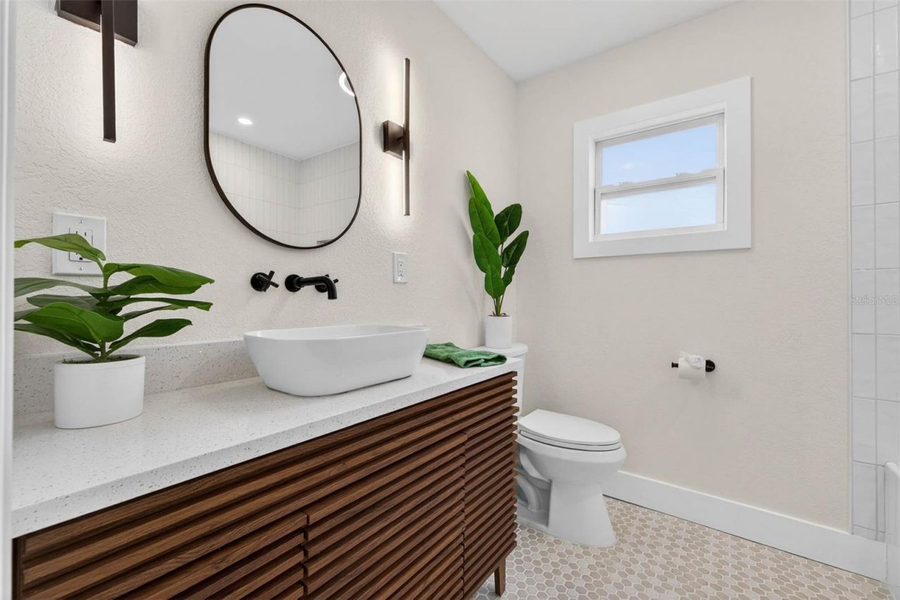 3008 Jackson Street N, Saint Petersburg, FL 33704 Photo