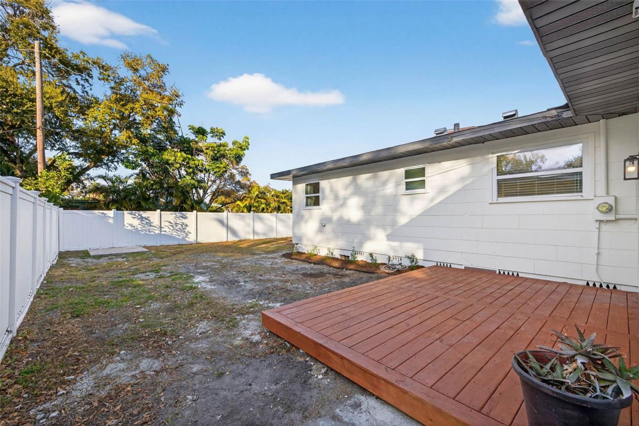 3008 Jackson Street N, Saint Petersburg, FL 33704 Photo