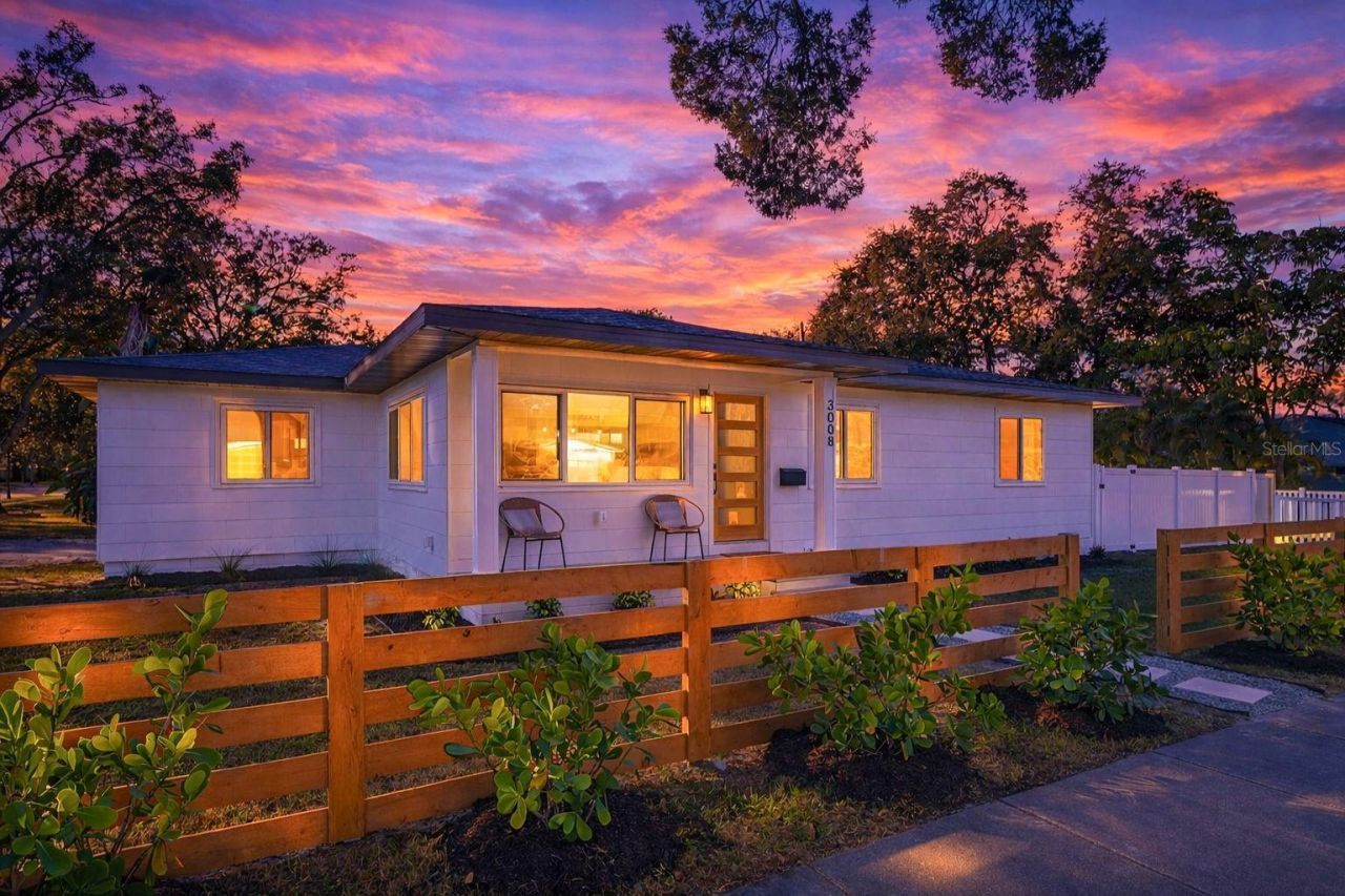 3008 Jackson Street N, Saint Petersburg, FL 33704 Photo