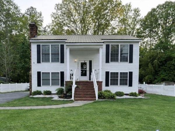9630 Lost Forest Drive , Chesterfield, VA 23237