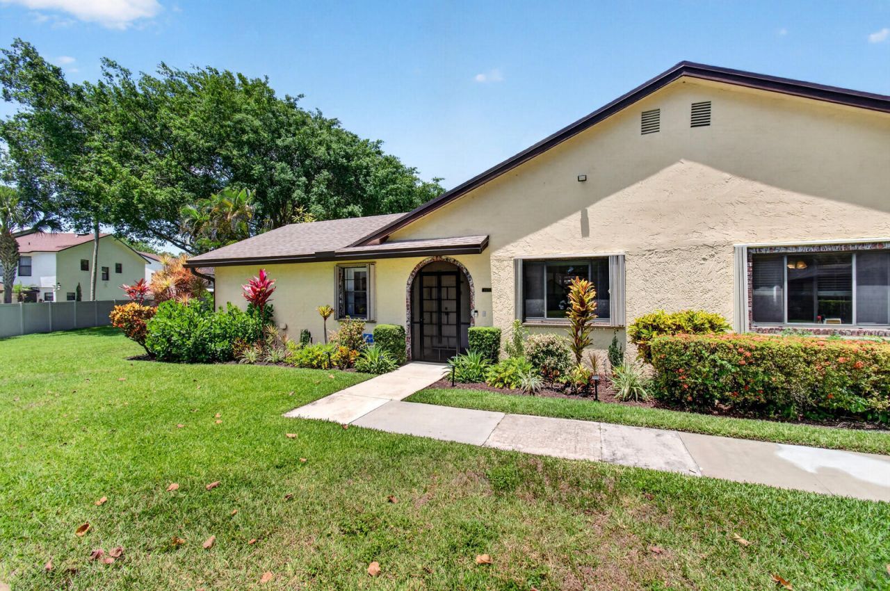 23377 Barlake Drive, Boca Raton, FL 33433 Photo