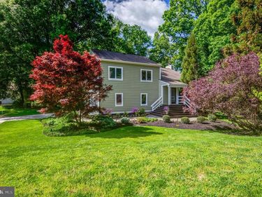 2450 BRUSSELS COURT , RESTON, VA 20191