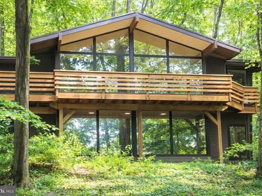 2118 WELSH VALLEY ROAD, VALLEY FORGE, PA 19460