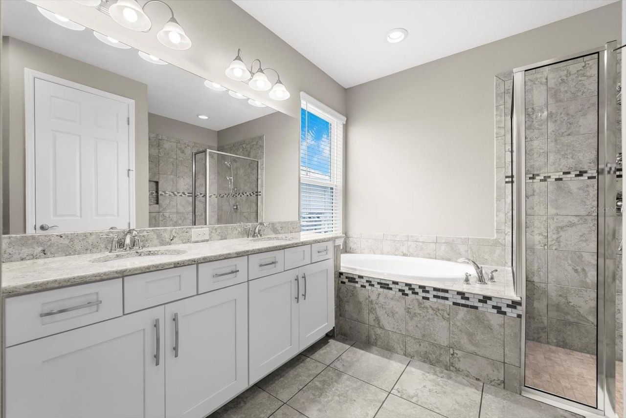 5633 Maidenstone Way, Palmetto, FL 34221 Photo