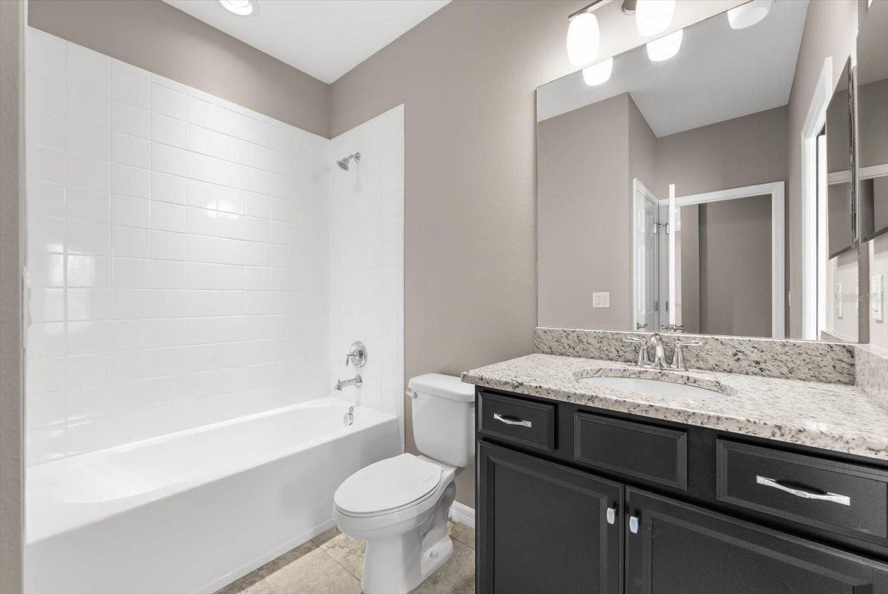 5633 Maidenstone Way, Palmetto, FL 34221 Photo