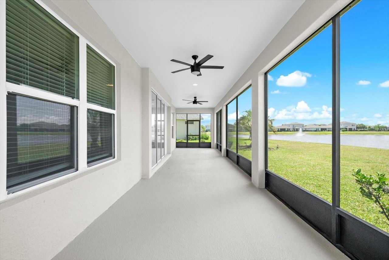 5633 Maidenstone Way, Palmetto, FL 34221 Photo
