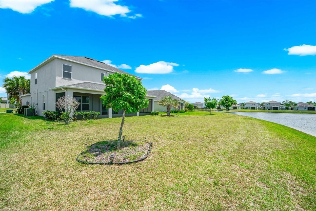 5633 Maidenstone Way, Palmetto, FL 34221 Photo