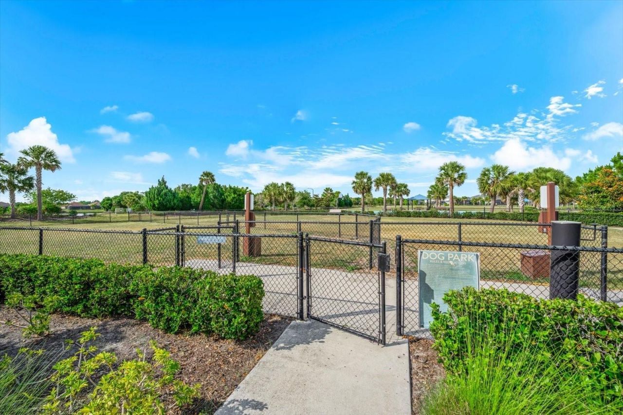 5633 Maidenstone Way, Palmetto, FL 34221 Photo