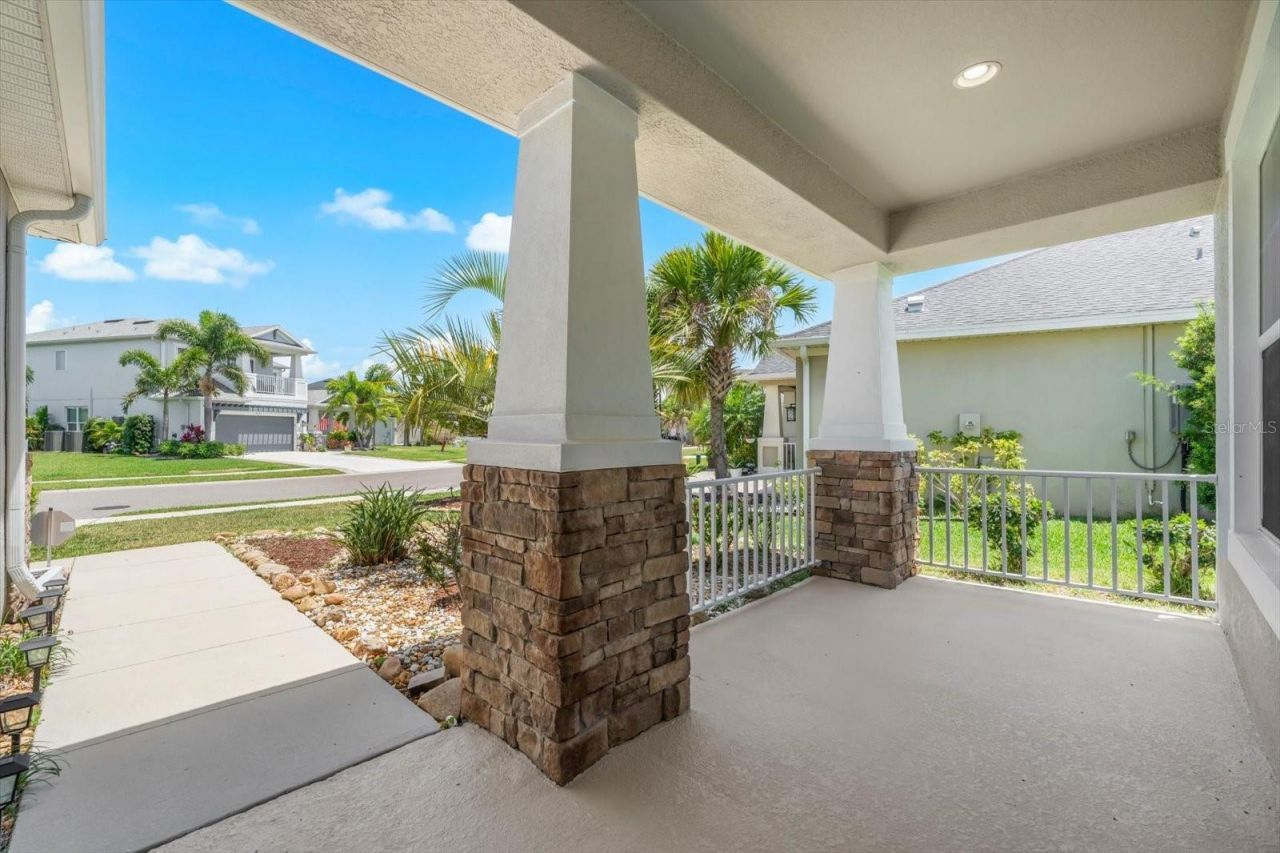 5633 Maidenstone Way, Palmetto, FL 34221 Photo