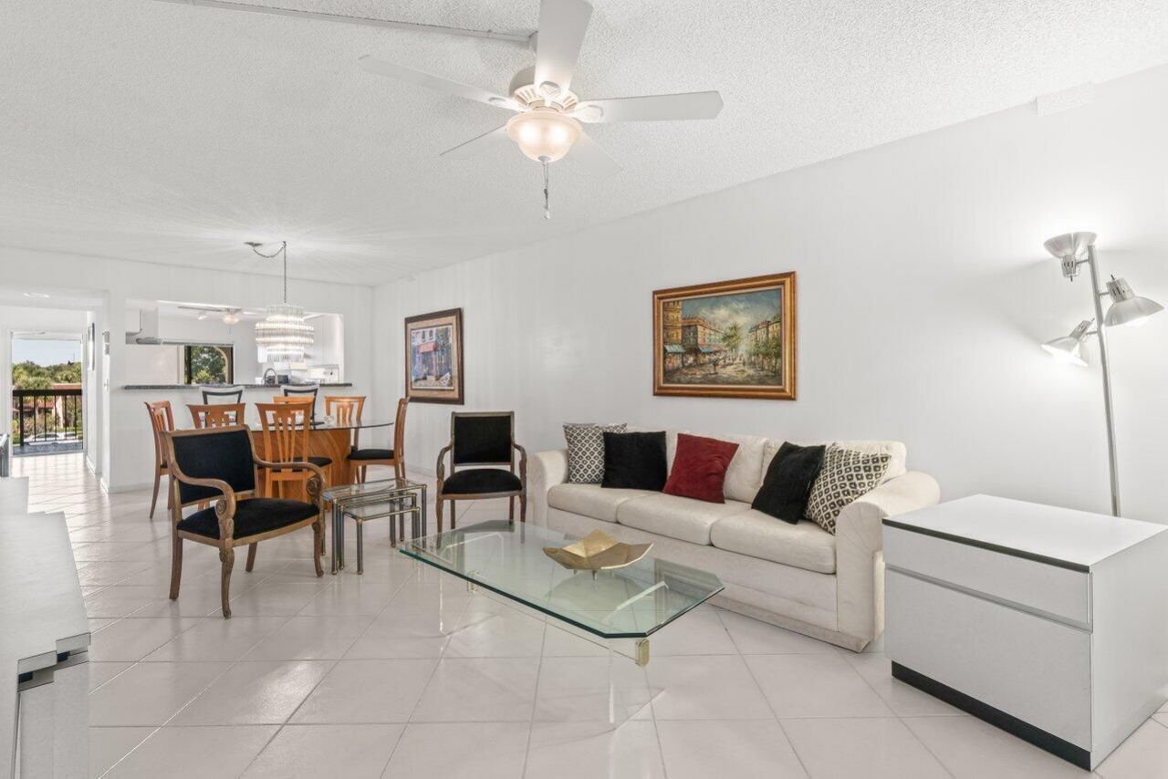 5380 Cedar Lake Drive, Unit 303, Boynton Beach, FL 33437 Photo
