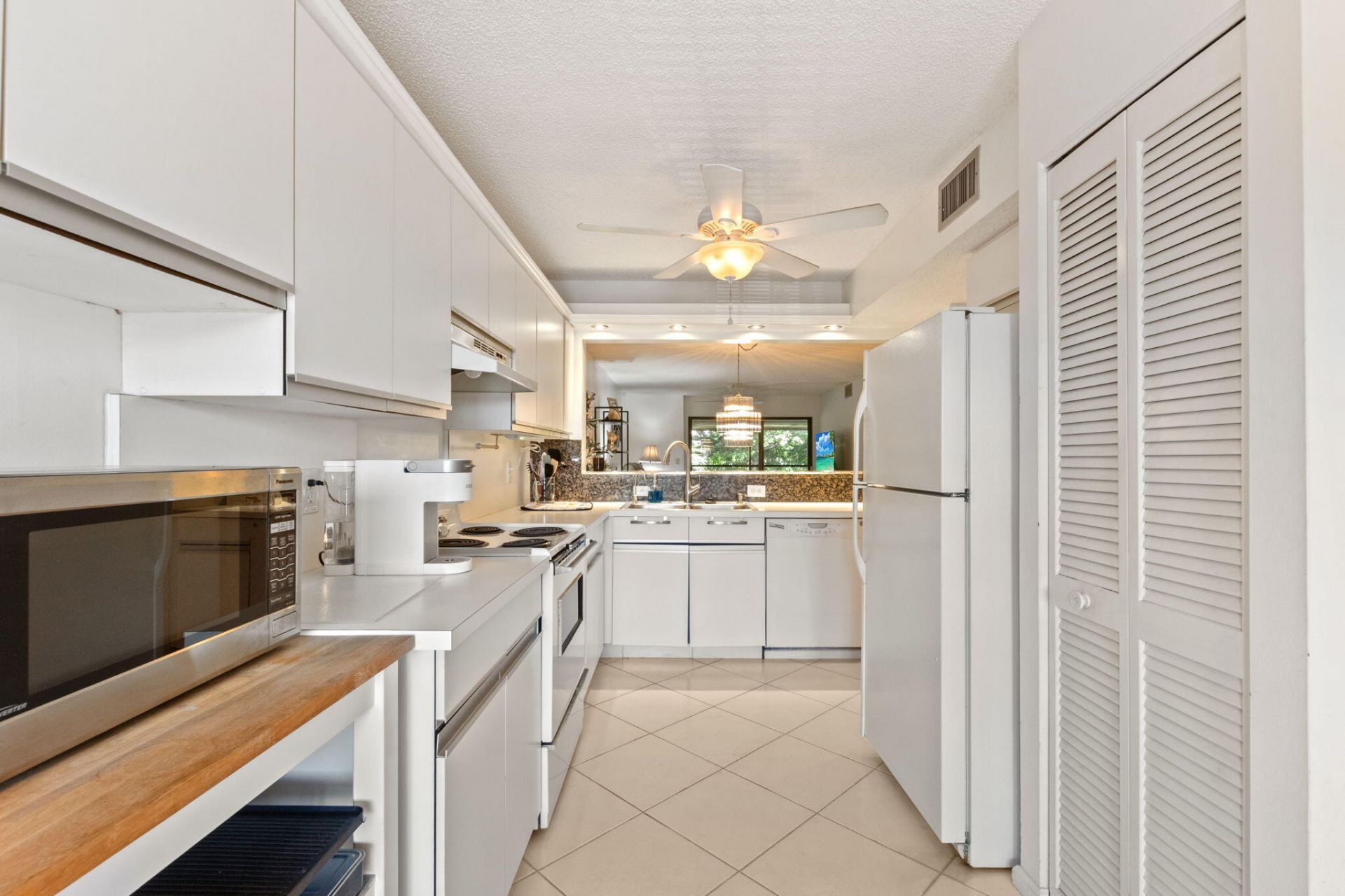 5380 Cedar Lake Drive, Unit 303, Boynton Beach, FL 33437 Photo