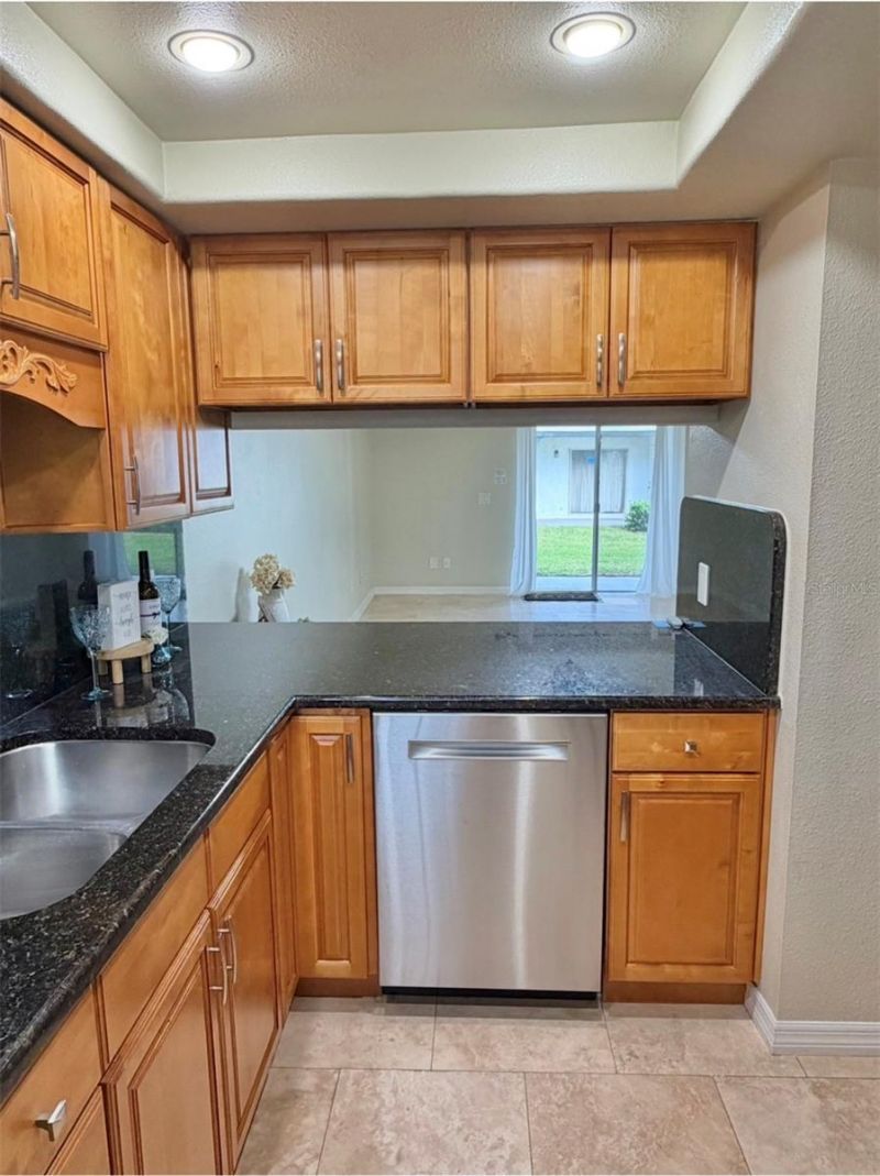 3815 N Oak Drive, Unit G71, Tampa, FL 33611 Photo