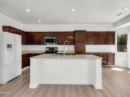8430 Seal Beach Drive, Reno, NV 89506 Photo
